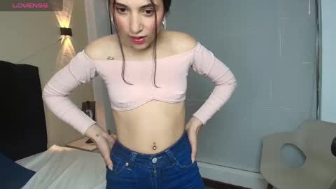 Snapshot of ambaross chatting on September 29, 8:19 pm Ambar Ross online show from September 29, 8:19 pm
