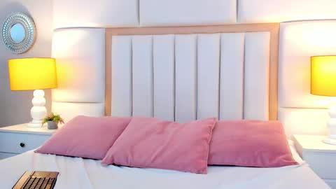 AmbarSantany  online show from November 15, 1:40 am