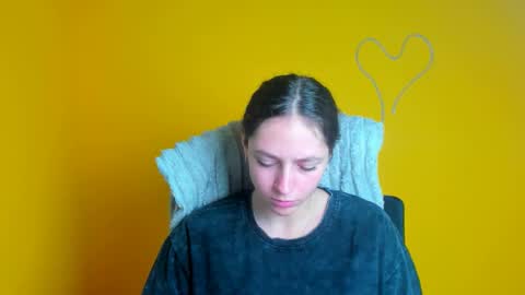 Amber online show from May 21, 6:09 am
