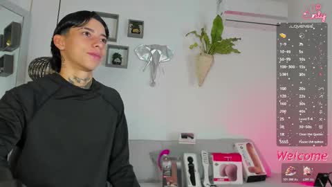 Amber  online show from December 19, 3:18 pm