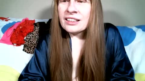 Amberglo Anderson online show from May 8, 2:34 pm
