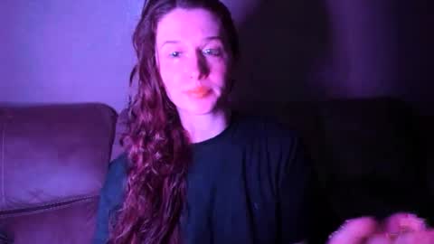 amberkinsley online show from April 13, 6:28 am