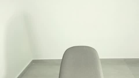 Snapshot of amelia_brunette2 chatting on September 18, 7:07 pm girl exsotic online show from September 18, 7:07 pm