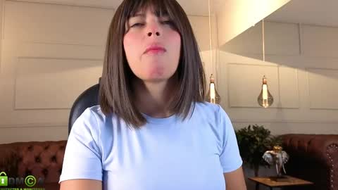 AMELIA online show from April 4, 12:01 pm