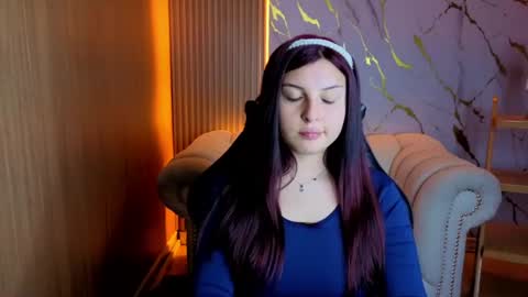 amelia_grace_tf online show from July 17, 1:46 pm