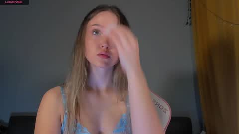 Your Amelia online show from December 19, 11:35 pm