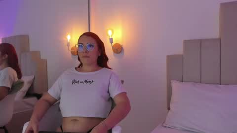 Ameliaa smithh online show from April 16, 9:39 pm