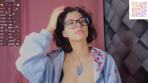 Amelia online show from December 19, 12:44 pm