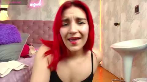 Amelie online show from January 13, 6:26 pm