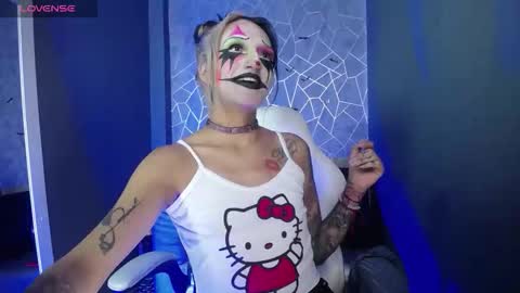 AMELIEROUS .. see you tomorrow  kisses online show from February 2, 6:54 am