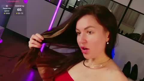 amelinamersi online show from May 10, 7:31 pm