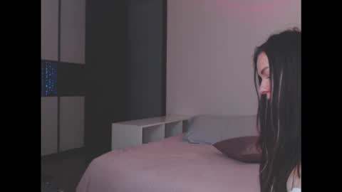 amelinamersi online show from November 30, 7:10 pm