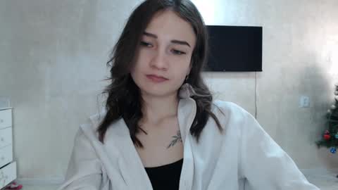 Julia  online show from January 12, 7:26 am