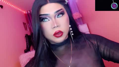 Queen Mireska online show from November 16, 3:36 pm