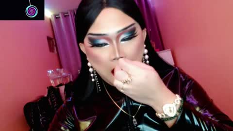 Queen Mireska online show from July 24, 11:07 am