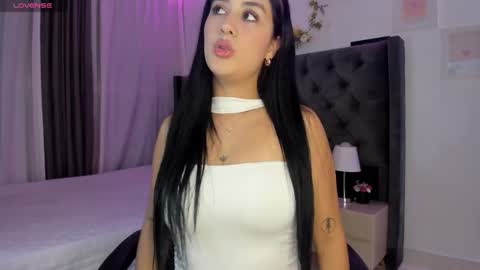 Amira sweet online show from November 11, 3:31 am