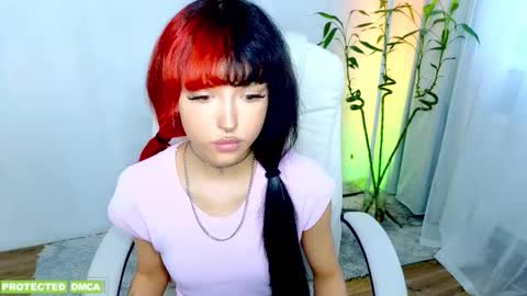    online show from March 3, 11:17 am