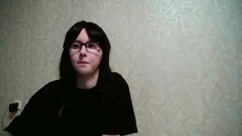 Amomira online show from October 26, 8:15 am