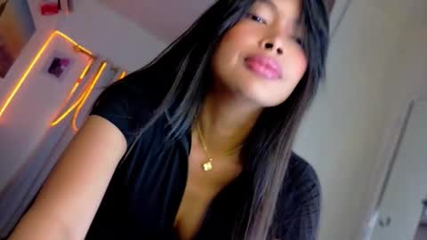 Prinsesa online show from March 4, 5:37 am