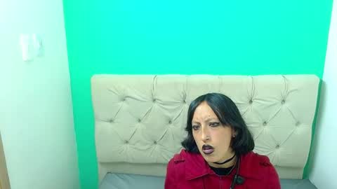 amoremerchmar online show from June 14, 3:19 am