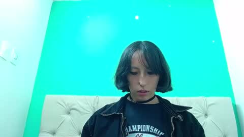amoremerchmar online show from June 15, 3:20 am