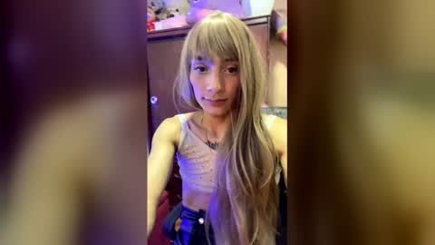 amum6194 online show from May 19, 11:17 am