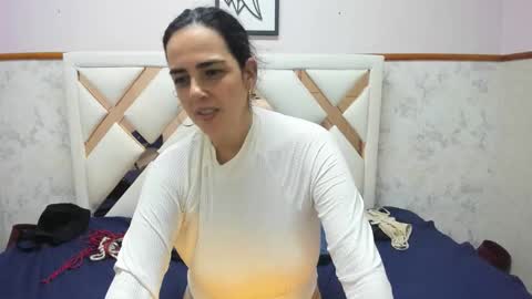 amy_walls7 online show from March 25, 11:50 am