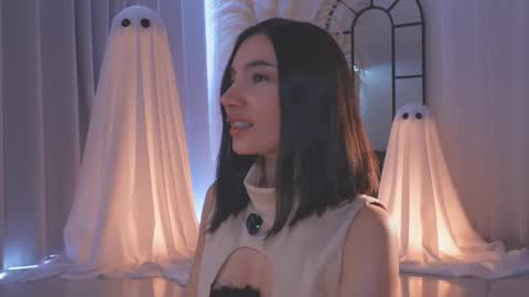 Amy Armstrong online show from October 26, 7:46 pm