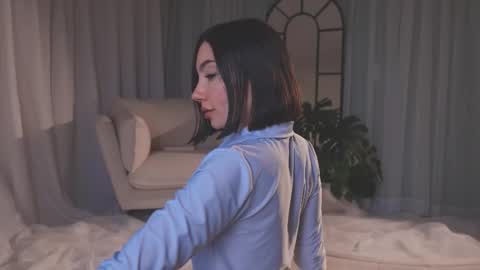 Amy Armstrong online show from March 25, 12:28 am