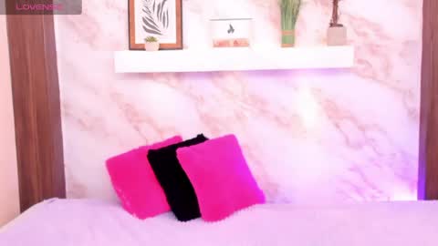 My name is AMY... Nice to meet you  thumb up me please its important online show from April 7, 6:43 pm