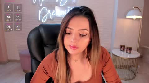 Snapshot of amywoods chatting on January 25, 4:34 am    online show from January 25, 4:34 am