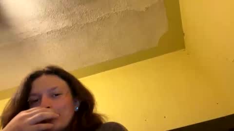 an_e333 online show from October 8, 4:40 am