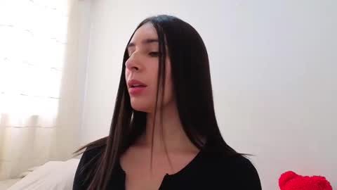 Snapshot of ana_castilo chatting on October 20, 1:38 pm Ana IG an castillo 1 online show from October 20, 1:38 pm