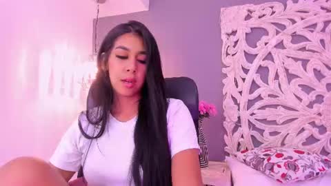Ana Gonzalez online show from July 9, 9:41 pm