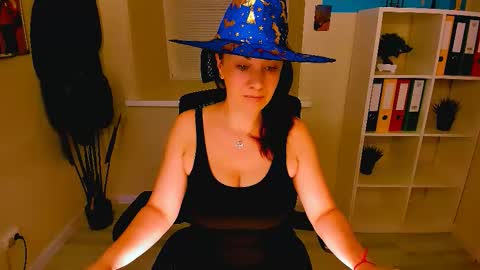 Ana online show from October 29, 10:28 am