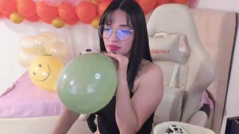 Im anna but you can call me as you want online show from February 24, 4:26 pm