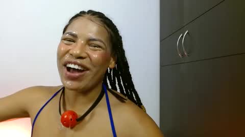 Snapshot of anabel693 chatting on January 11, 10:29 am anabel alice gandara  online show from January 11, 10:29 am