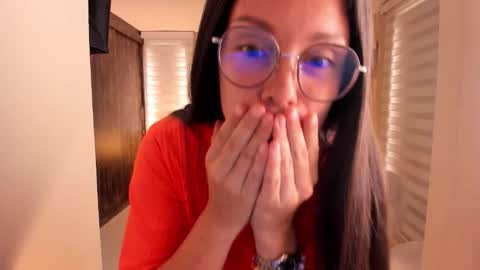 Anabel online show from November 19, 6:39 pm