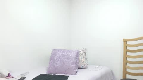 Snapshot of anabellov3 chatting on March 6, 4:30 am anabellov3 online show from March 6, 4:30 am