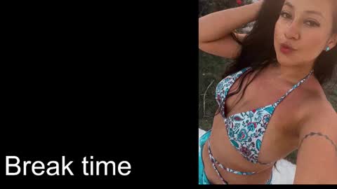 Anahi online show from February 20, 3:30 pm