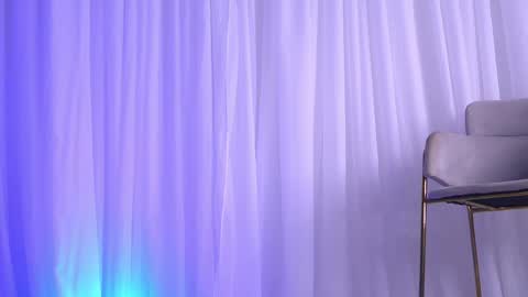Anais online show from May 21, 4:19 am