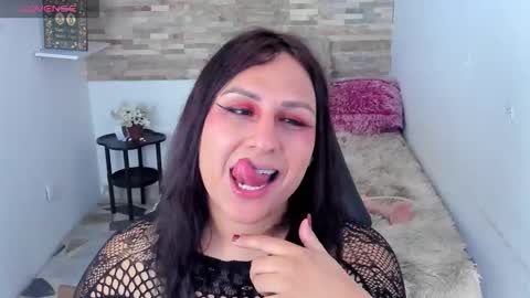 Analia online show from January 9, 12:22 pm