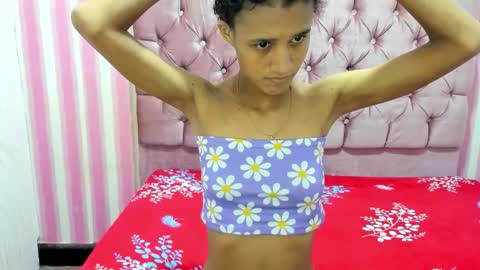 analiss_19 online show from February 1, 7:11 pm