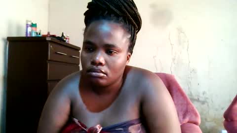 Snapshot of analslut1987 chatting on October 18, 7:12 am analslut1987 online show from October 18, 7:12 am