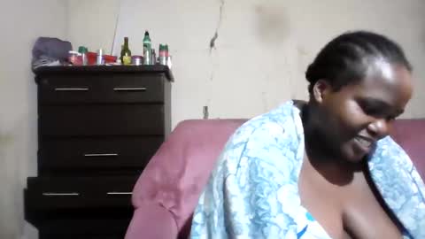 analslut1987 online show from March 13, 5:00 am