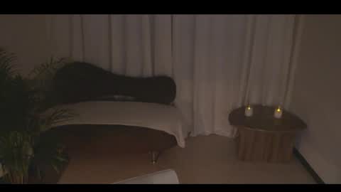 Ann online show from April 13, 6:34 pm