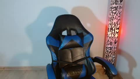 ana 3 online show from May 21, 11:44 pm