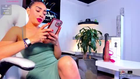 Snapshot of anaruiz1_ chatting on March 3, 4:15 pm ana online show from March 3, 4:15 pm