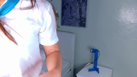 Kendra  online show from April 4, 11:17 am