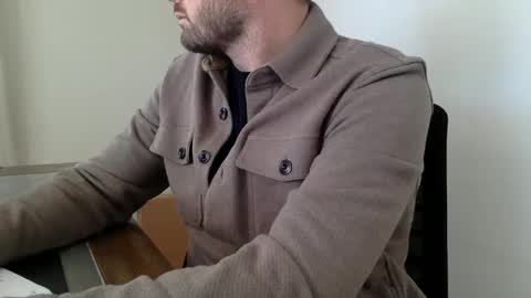 Andees222 online show from February 21, 6:59 pm